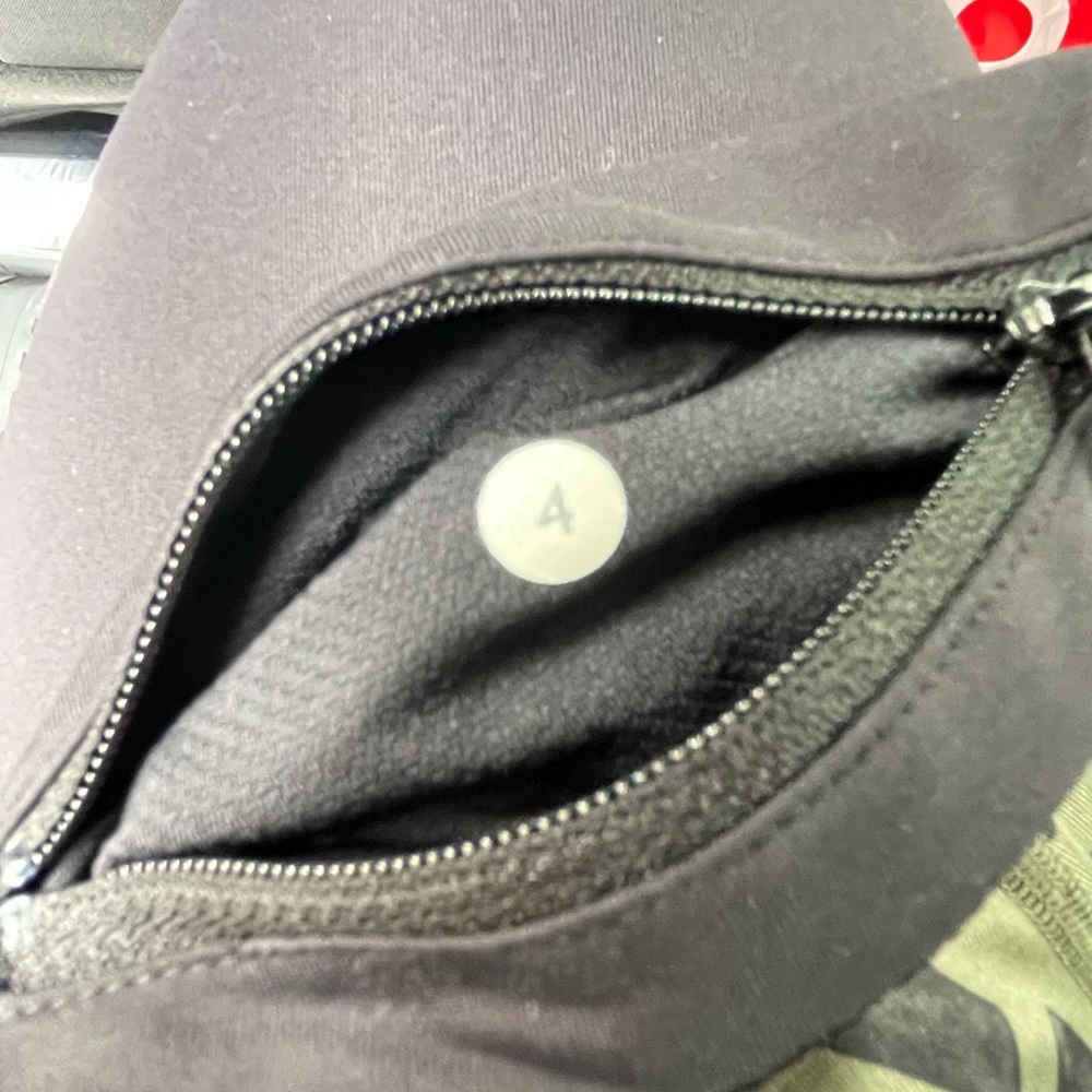 Lululemon bundle of leggings and spandex shorts - Picture 5 of 10